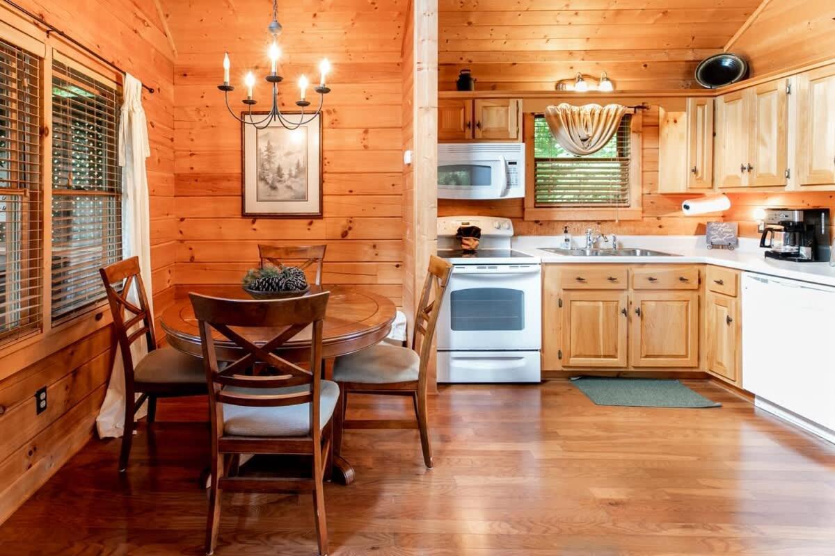 Nice View Fireplace, Hot Tub, Porch Bed, Private セバービル エクステリア 写真
