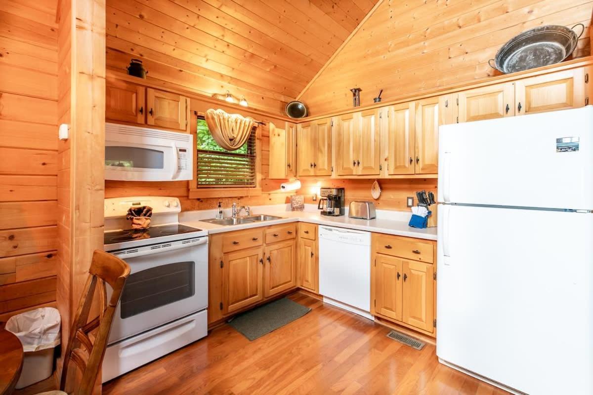 Nice View Fireplace, Hot Tub, Porch Bed, Private セバービル エクステリア 写真